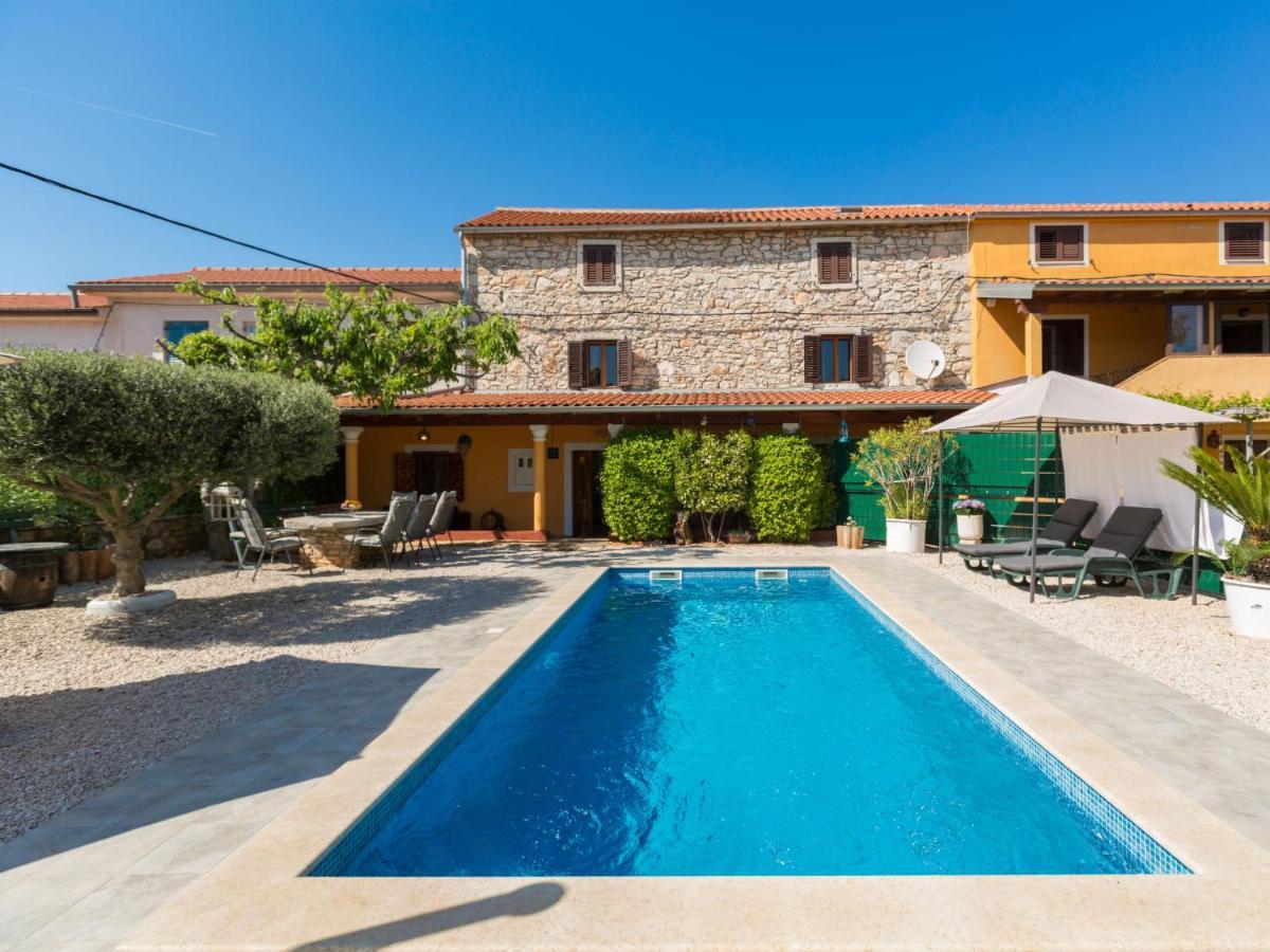 Holiday Home Villa Lucky By Interhome Brtonigla Exterior foto